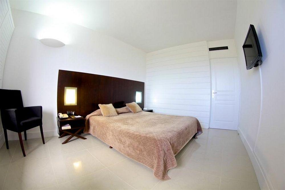 Hotel Le Saint Denis Ruang foto