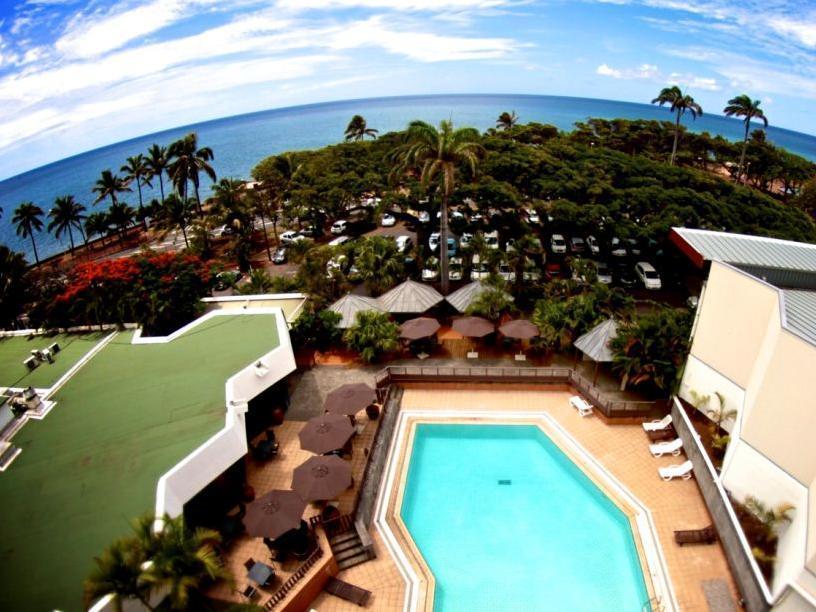 Hotel Le Saint Denis Bagian luar foto