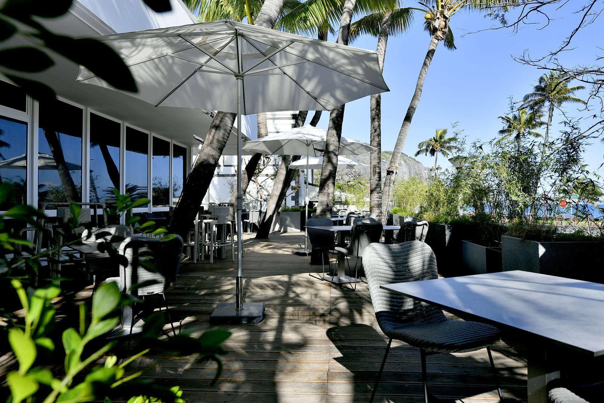 Hotel Le Saint Denis Bagian luar foto