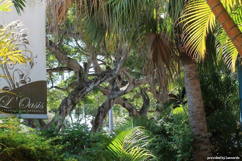 Hotel Le Saint Denis Bagian luar foto