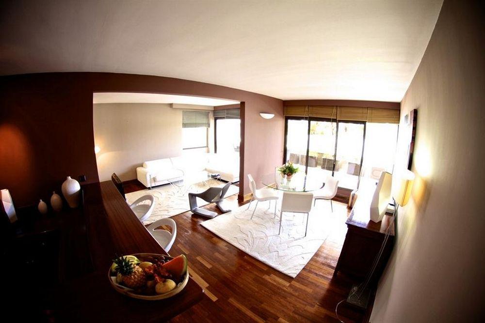 Hotel Le Saint Denis Ruang foto